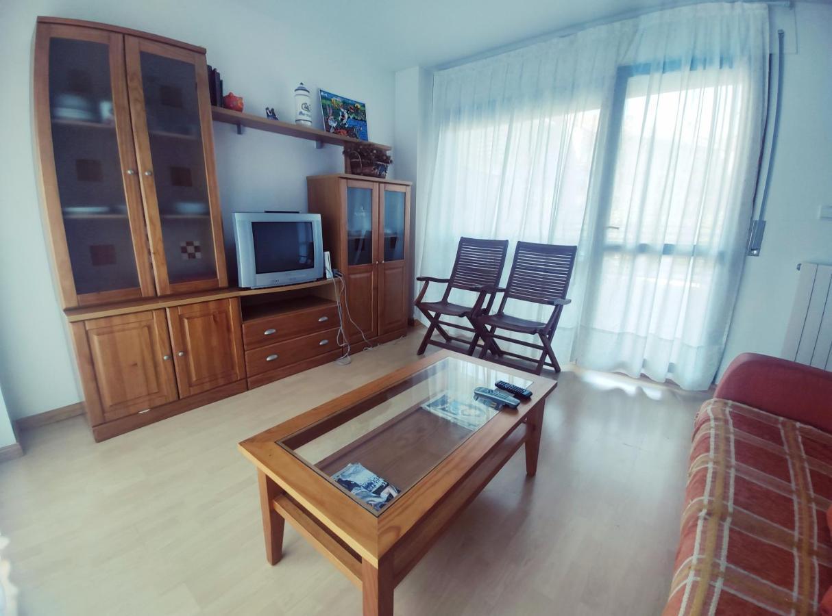 Apartamento Isabella Apartment Jaca Exterior photo